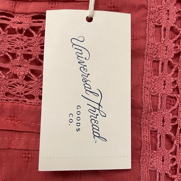 Universal Thread top - Picture 3 of 5